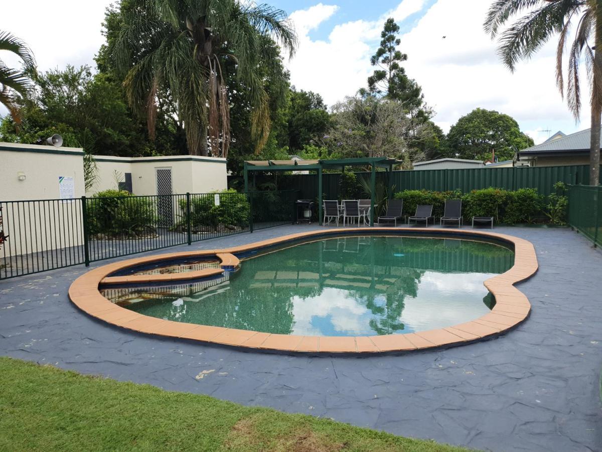 Mcnevins Maryborough Motel Eksteriør billede