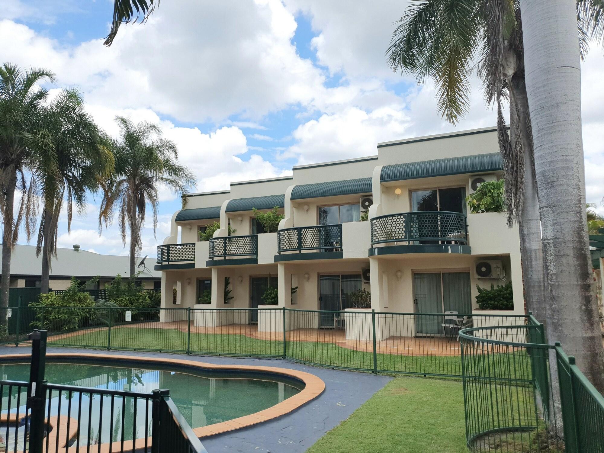 Mcnevins Maryborough Motel Eksteriør billede