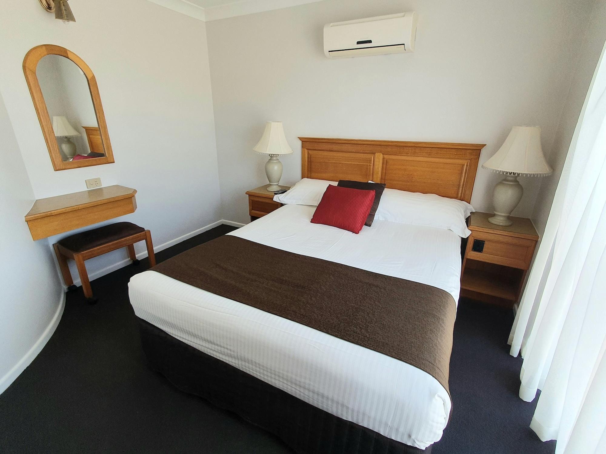 Mcnevins Maryborough Motel Eksteriør billede