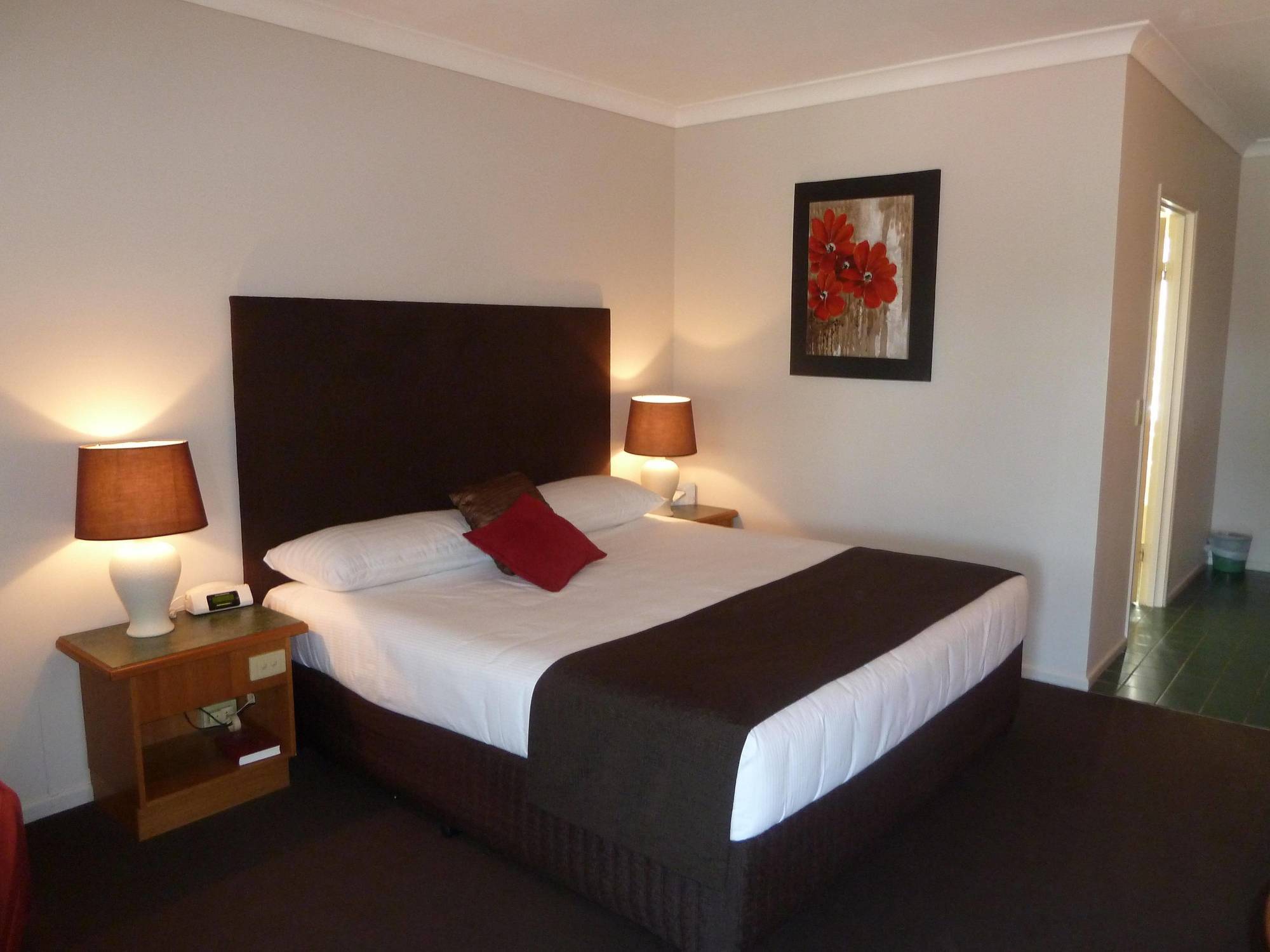 Mcnevins Maryborough Motel Eksteriør billede